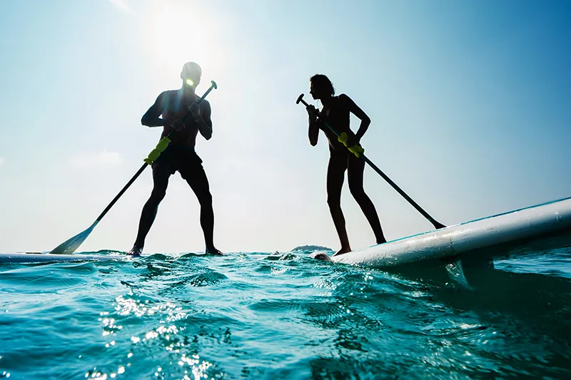 Descobreix l’adrenalina del paddle surf a la Barceloneta: Una experiència aquàtica que no voldràs perdre’t!